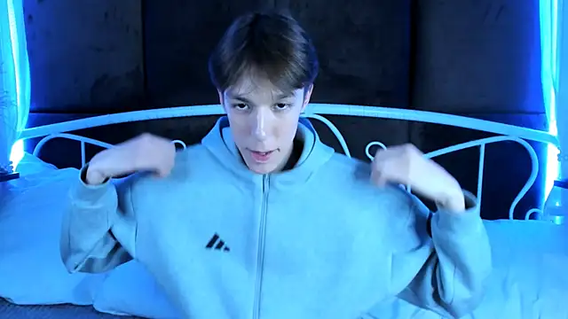 MarkBranston live sex cam