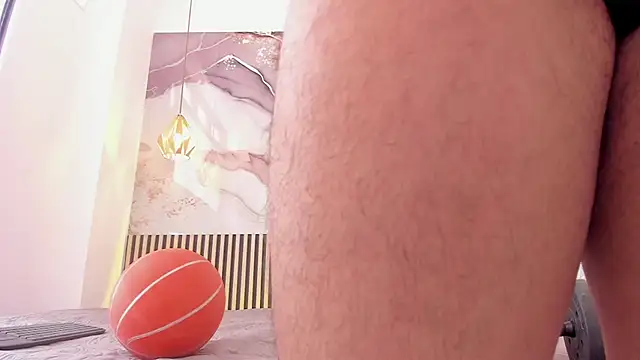 BrianMalonee live sex cam