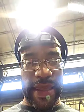 Justahungdad live sex cam