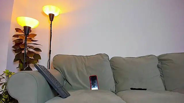 Ackerman_Eren_ live sex cam