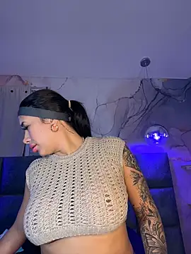 kiim_taaylor live sex cam