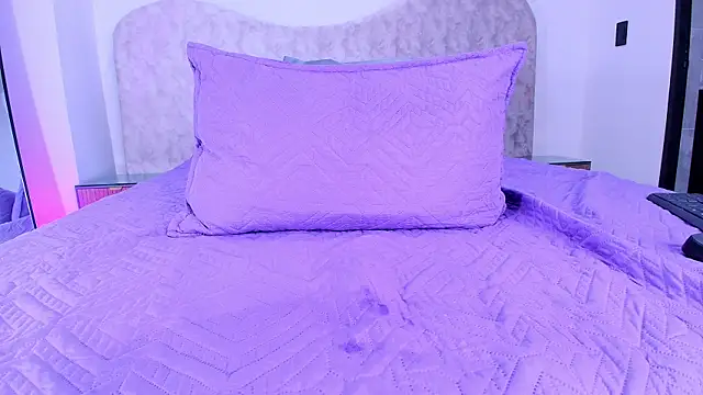 shelsyloreds live sex cam