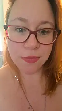 NikiDeeOfficial's cam snapshot