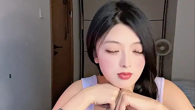 ronronner233's cam snapshot