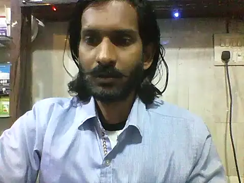 Desi_GfBf's cam snapshot