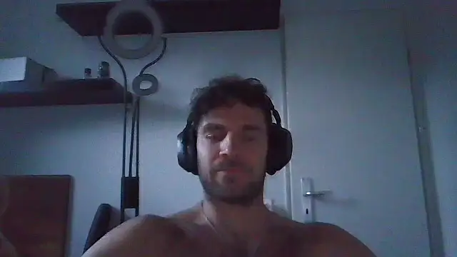 alpha-hunk live sex cam