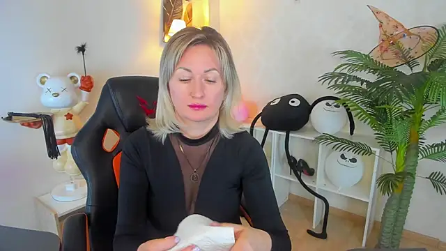 AriFleow's cam snapshot