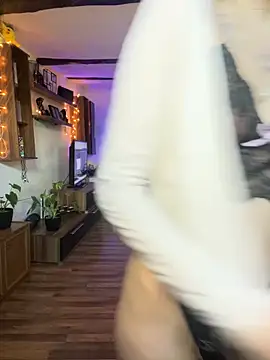 Miiaaa-'s cam snapshot