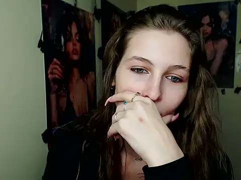 StrangerGi's cam snapshot