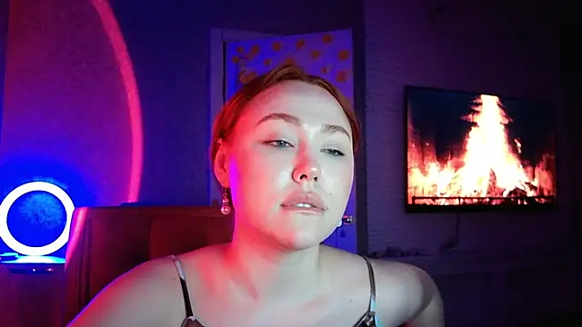 LolaMint_'s cam snapshot