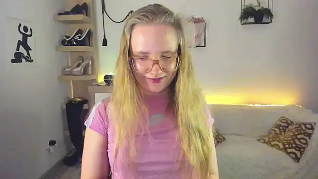 NancyHottie's cam snapshot