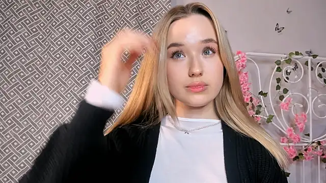 EveMcclearen's cam snapshot