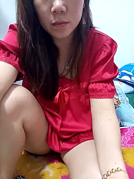 Baby-bigtits's cam snapshot