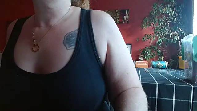 petitoiseau67's cam snapshot