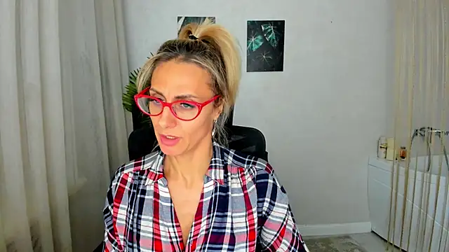 MuseOfStage's cam snapshot