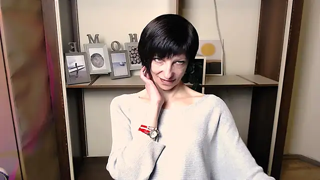 _AngeliaFlow_'s cam snapshot