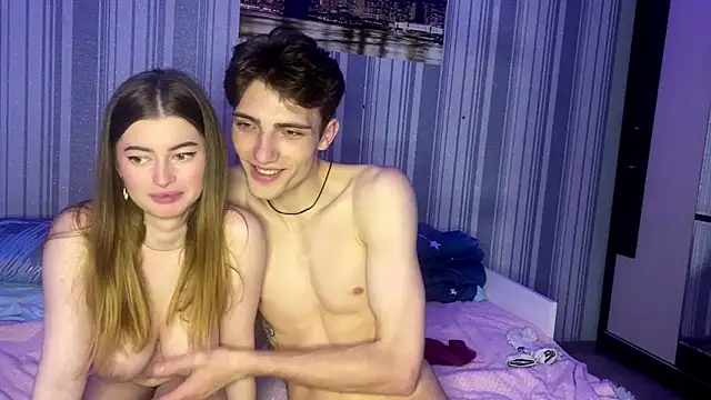 EmiliaCouple live sex cam
