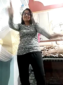 urvashi01224 live sex cam