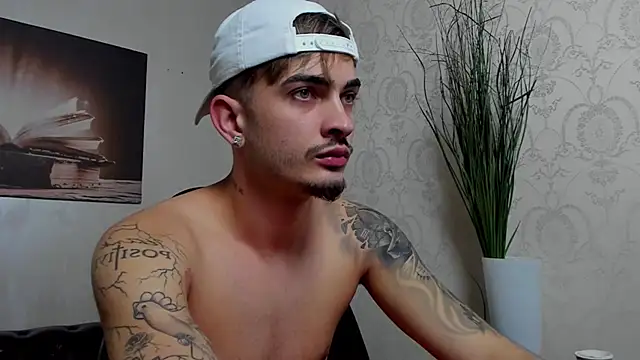 BrandonTate live sex cam