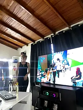 CONNY_BENSS live sex cam