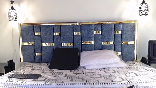 mia_wetts's cam snapshot