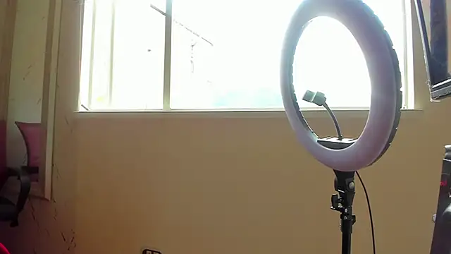 IssamilfX's cam snapshot