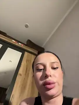 dawnbeforesunset's cam snapshot