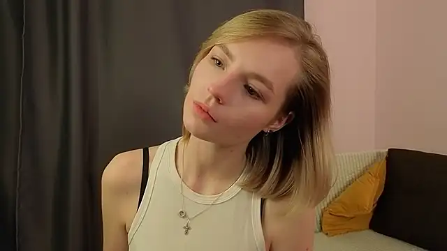 BaileyBernos's cam snapshot