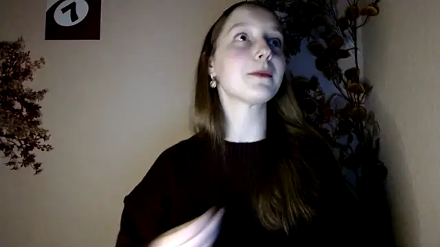 Curlyyy_Girl's cam snapshot