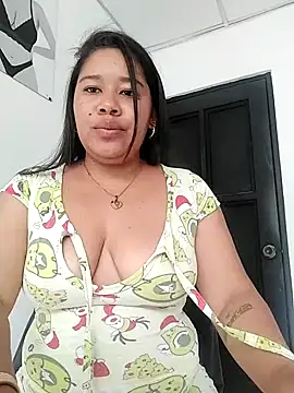 Sarahy-'s cam snapshot