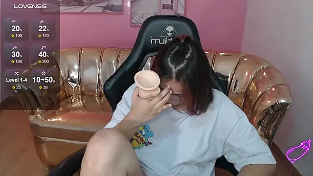 mia_foster_t's cam snapshot