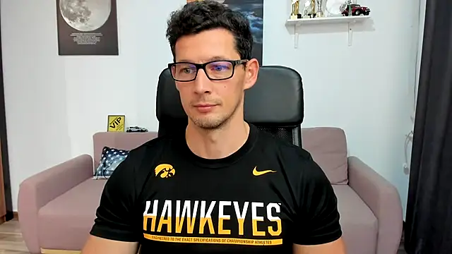 BrutusK08's cam snapshot