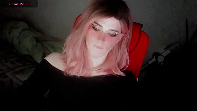 hellenspellman's cam snapshot