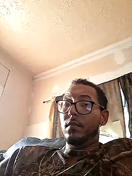 ThrowedWorldWide's cam snapshot