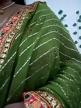 Taniya-2025's cam snapshot