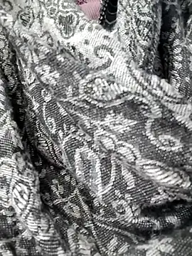 Ruhi_07's cam snapshot