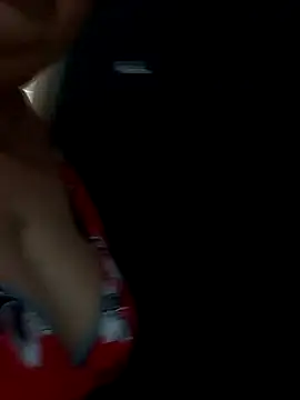 curvy_diva_'s cam snapshot