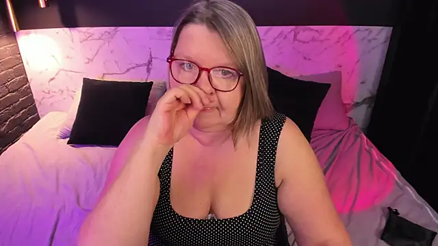 Shannonshine's cam snapshot