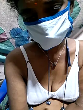 Tamil--Rani's cam snapshot