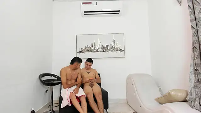 YouBratty2 live sex cam