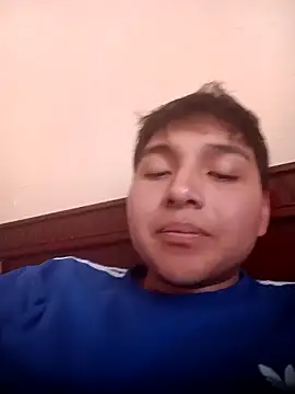 LoganFinds live sex cam