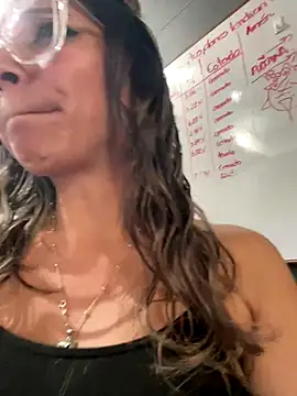 Isabella_Varella live sex cam