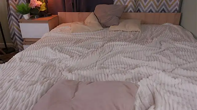 CruzMensch's cam snapshot