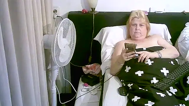 Sylviastar46's cam snapshot