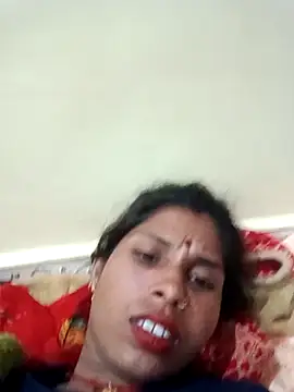 Veshali_Love143's cam snapshot