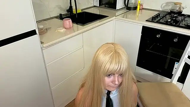 Charlotte_mitchelle's cam snapshot