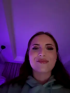 AvaGianna live sex cam