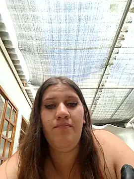 Lucianacute7's cam snapshot