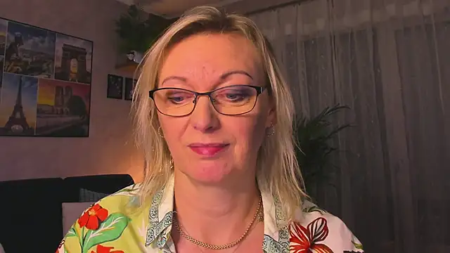 vanessa_chat's cam snapshot