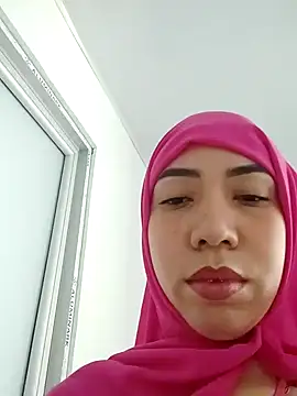 Sweet_hot_mia's cam snapshot